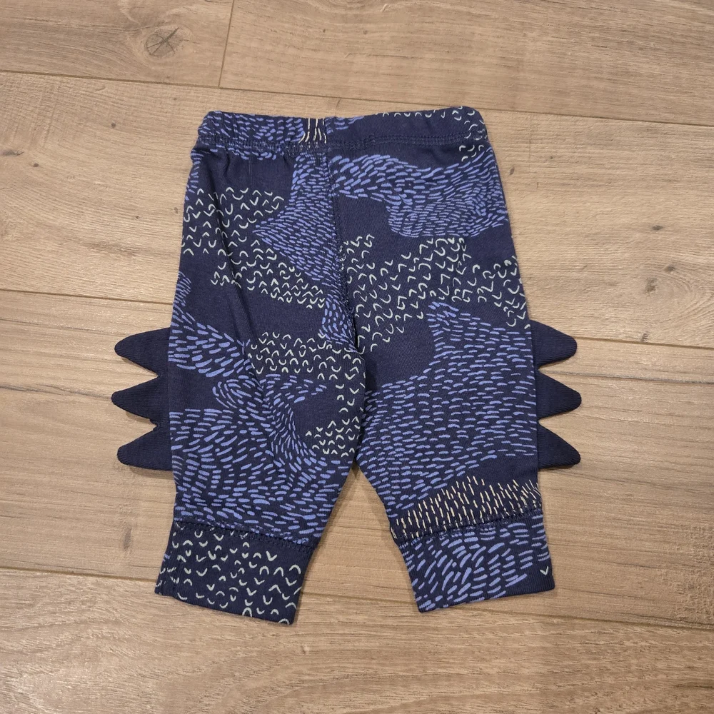🌻 NWT Carter’s Dino Spiked Blue Camo Jogger Pants - NB 🦖